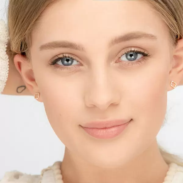 Leaf Jewelry Ohrstecker Clover mit Diamanten, 18 K Gelbgold Speichern exportieren