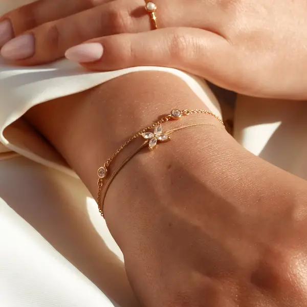 Leaf Jewelry Glücksbändchen Leaf Flower, 18 K Rosegold vergoldet, Beige Im Verkauf
