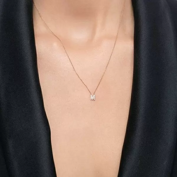 Leaf Jewelry Halskette Letter "M", 14 K Rosegold mit Diamanten Nur für heute