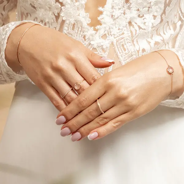 Leaf Jewelry Armreif Circle mit Diamanten, 18 K Rosegold Sonderangebot der Fabrik