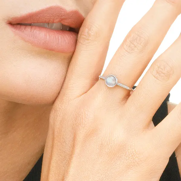 Leaf Jewelry Ring Labradorit mit Diamanten, 14K Weißgold Exklusivangebot