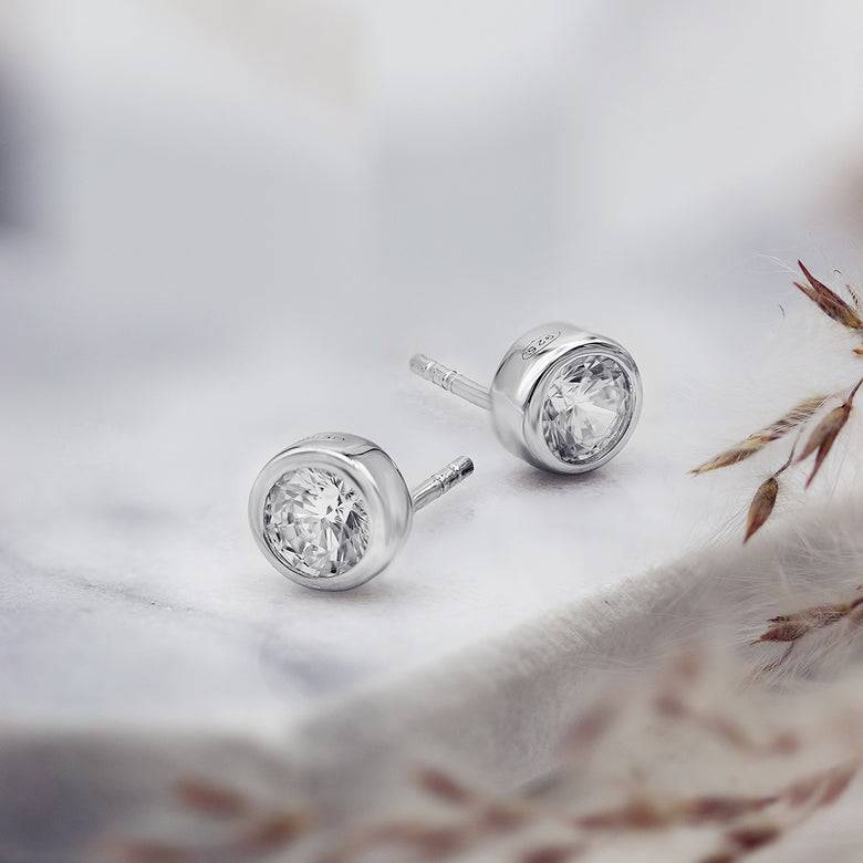 Nana Kay Classic Solitaire Ohrstecker 5 Zeitbegrenzte Promotion