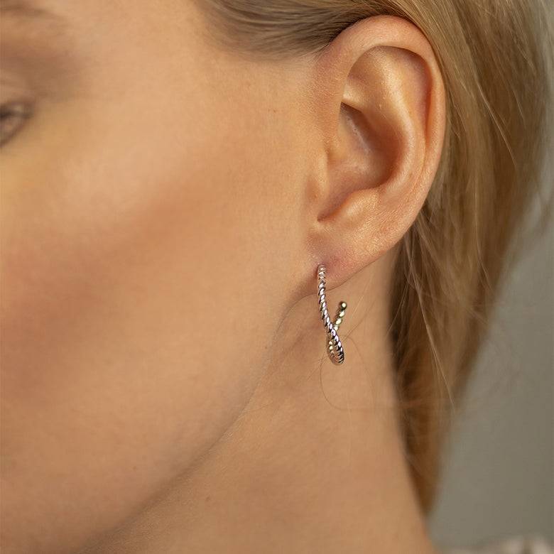 Nana Kay Pretty Twist Ohrringe swerved Sonderangebot
