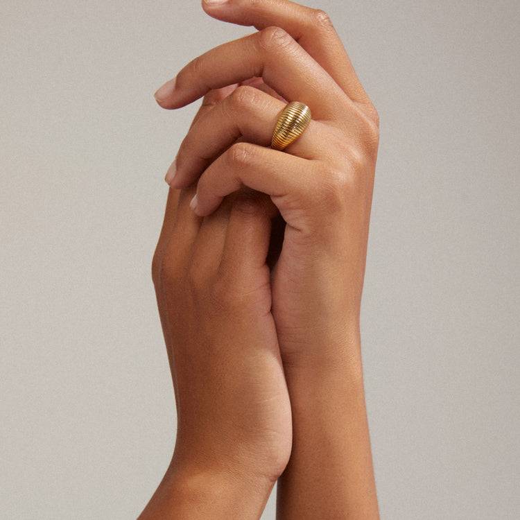 Pilgrim XENA recycelter Ring, vergoldet Bis zu 60% Rabatt