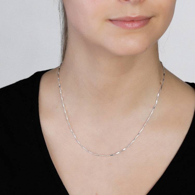 Pilgrim DEVA recycelte Halskette, versilbert Bis zu 50% Rabatt