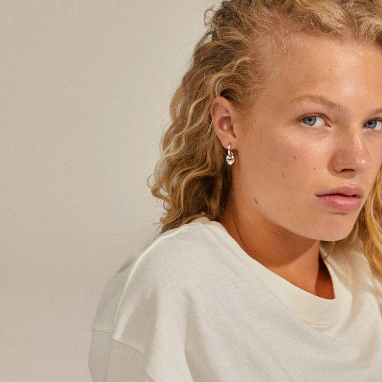 Pilgrim SOPHIA recycelte Herz-Hoops versilbert Große Rabatte