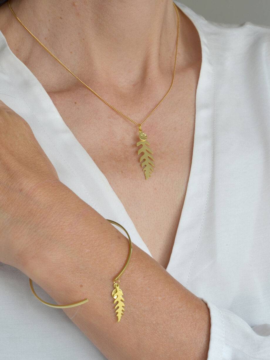 Renna Deluxe Farn Ohrringe in Gold Versandkostenfrei