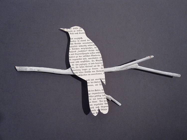 Renna Deluxe Amsel in Fraktur auf dem Ast Rabatt