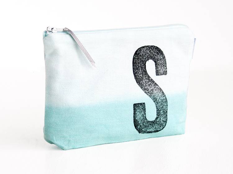 Renna Deluxe Schminktasche MINT mit Monogramm personalisiert Bestseller