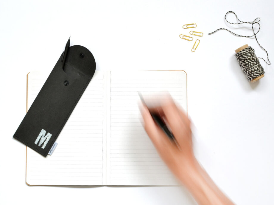 Renna Deluxe Graues Etui für Stifte mit Monogramm vegan Stifteetui Letzte 3 Tage