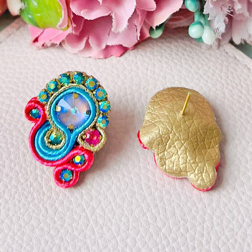 SchwesterSchwester Schöne Soutache-Ohrringe in Pink und Blau Weihnachtsangebot