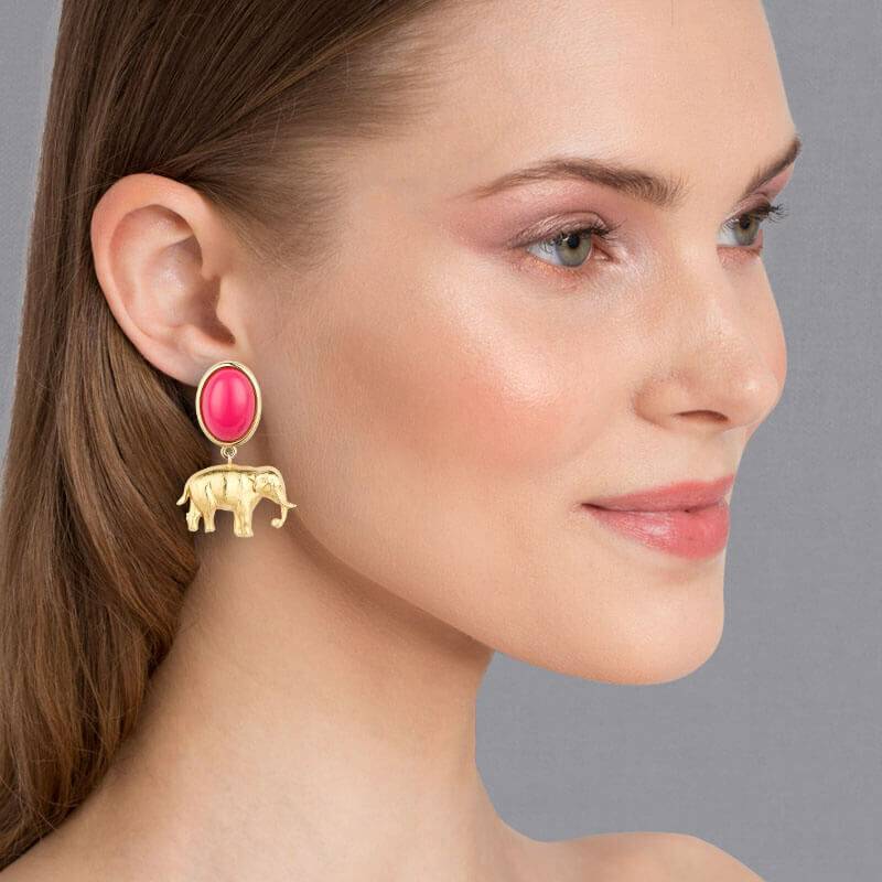 SchwesterSchwester Ohrstecker in Pink mit vergoldetem Elefant von AmuseToi JETZT KAUFEN