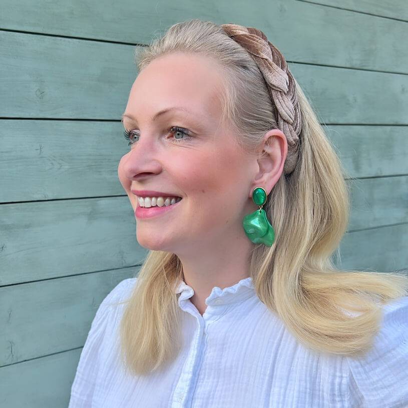 SchwesterSchwester Grüne Ohrringe mit Blütenblättern Im Verkauf